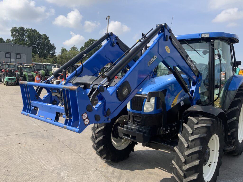 New Holland T6020 Tractor