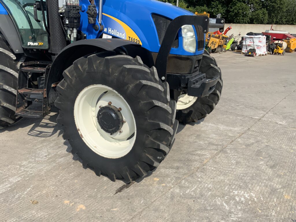 New Holland T6020 Tractor