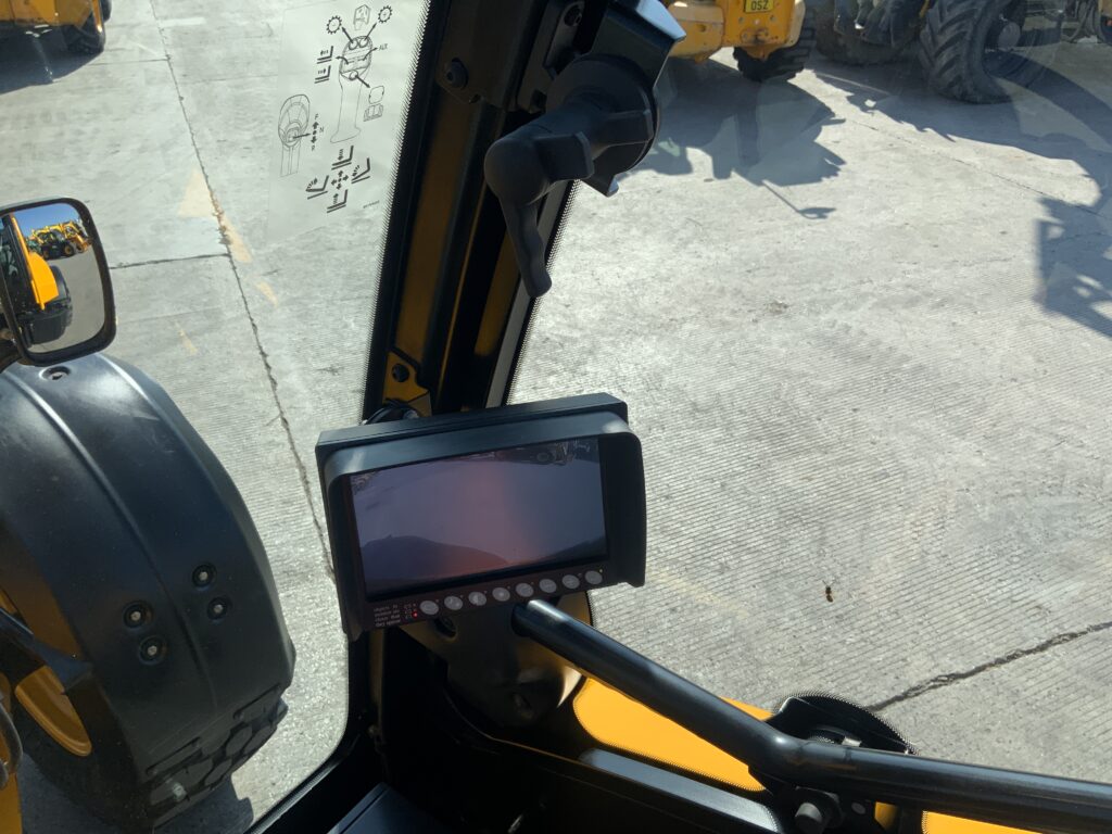 JCB TM320s Pivot Steer Contractor pro pack Telehandler (ST27204)