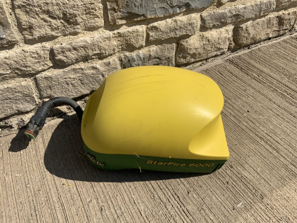 John Deere Star Fire 6000 Guidance Receiver