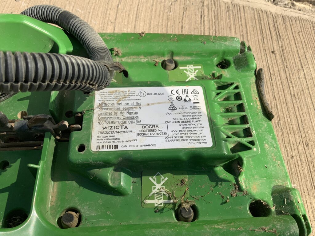 John Deere Star Fire 6000 Guidance Receiver