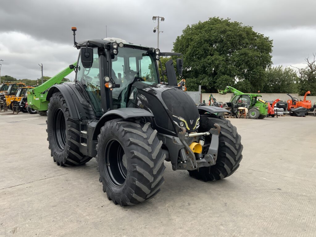 Valtra N175 Direct Tractor (ST26884)