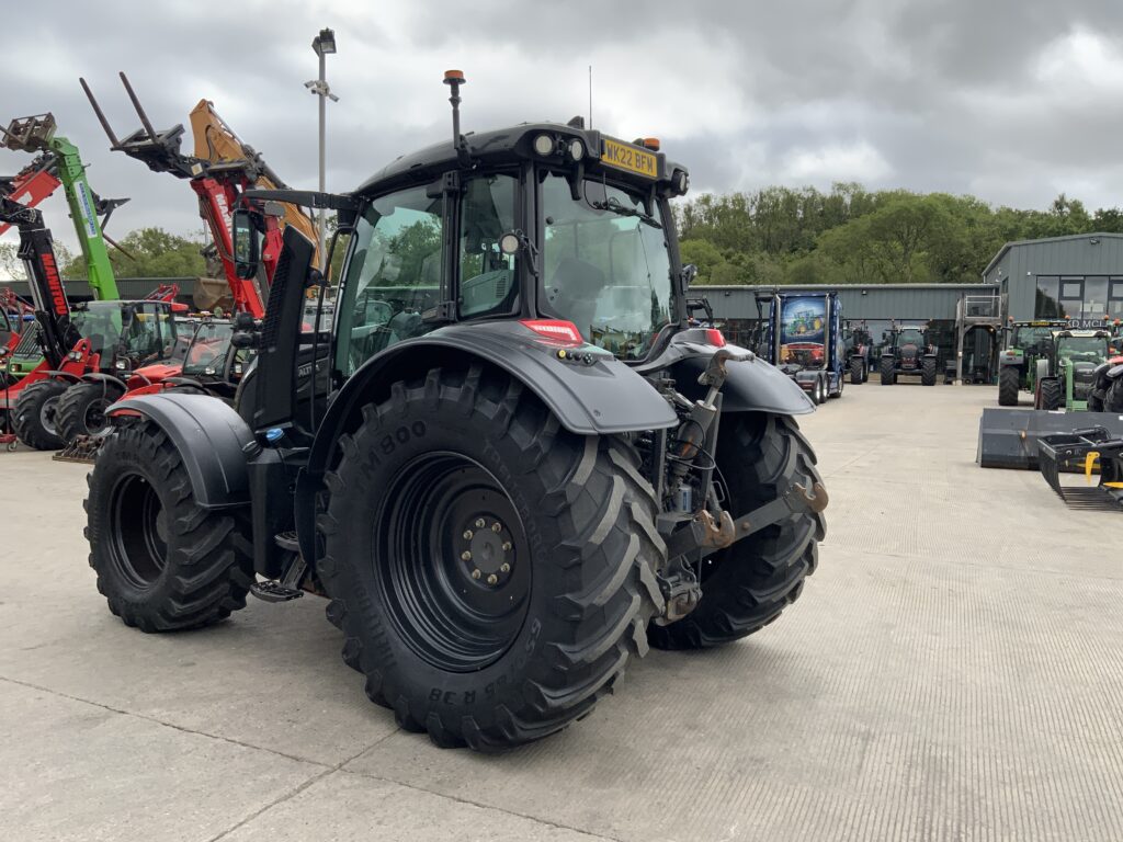 Valtra N175 Direct Tractor (ST26884)