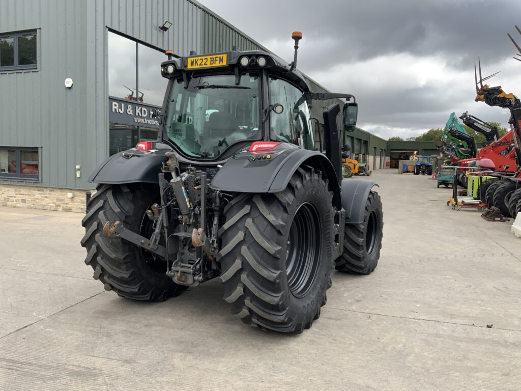 Valtra N175 Direct Tractor (ST26884)