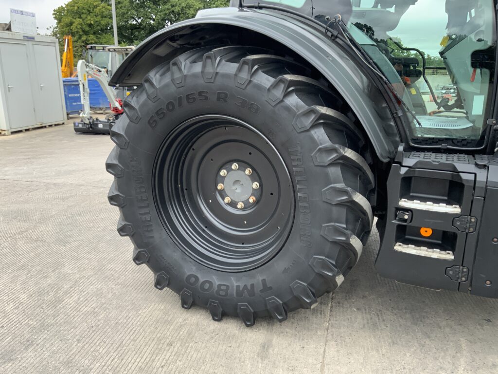 Valtra N175 Direct Tractor (ST26884)