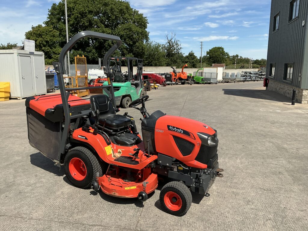 Kubota G261 Mower (ST27049)