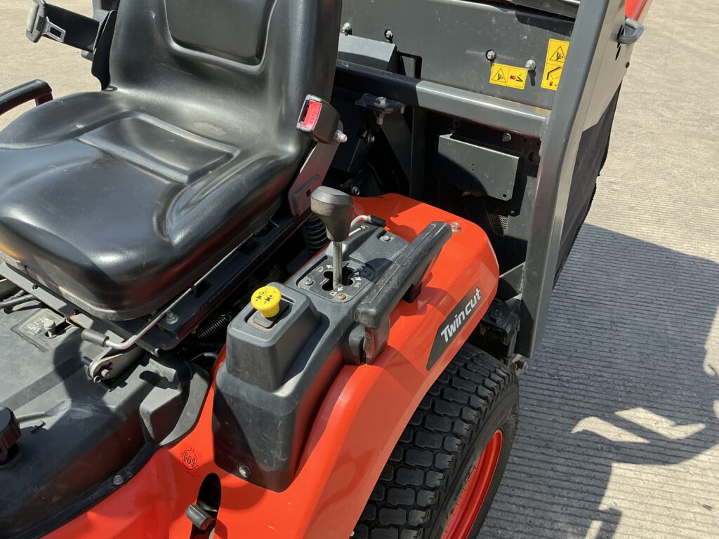 Kubota G261 Mower (ST27049)