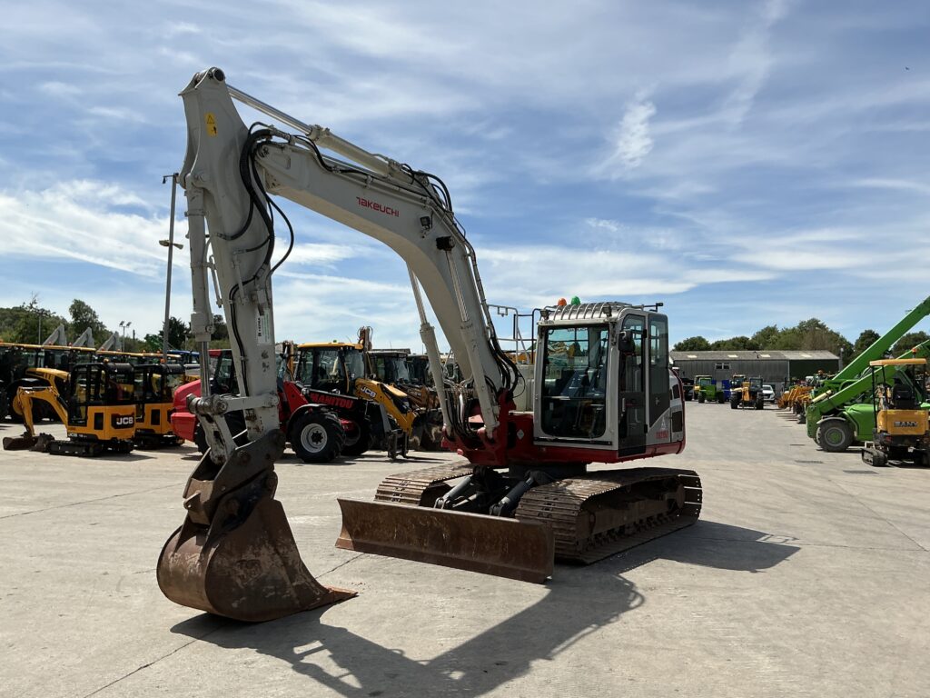 Takeuchi TB2150 Digger (ST27089)