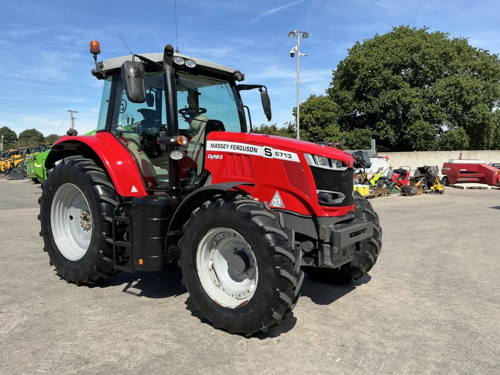 Massey Ferguson 6713S Dyna6 Tractor (ST27147)