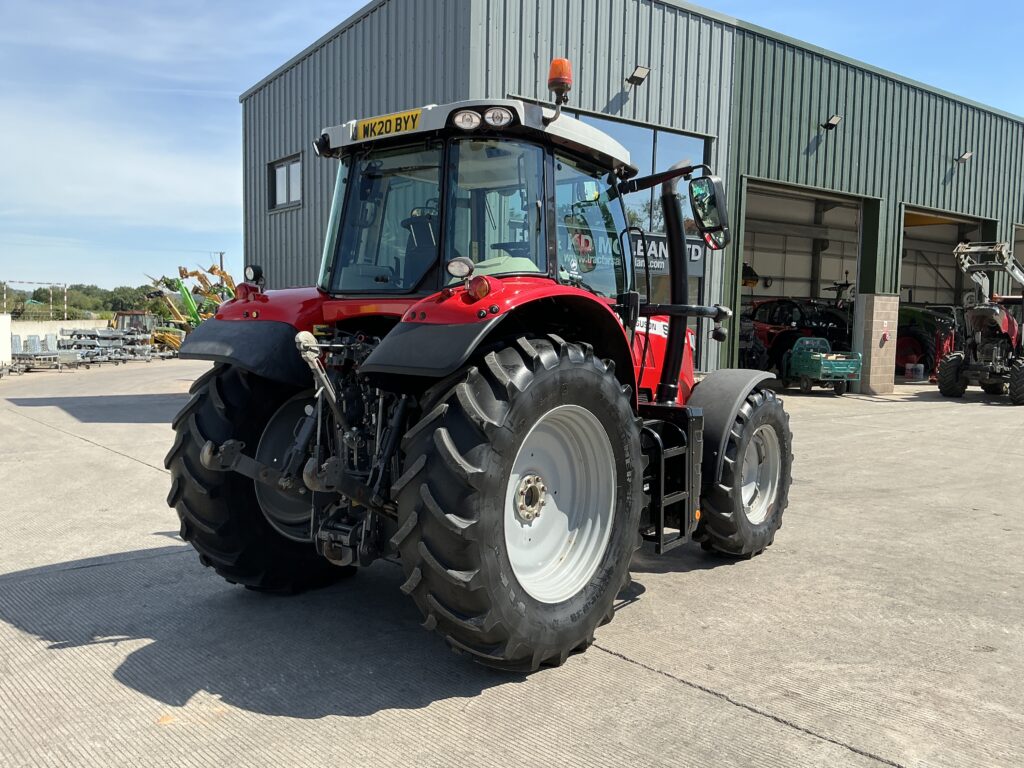 Massey Ferguson 6713S Dyna6 Tractor (ST27147)