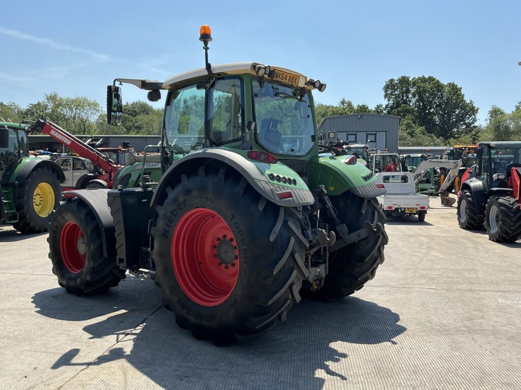 Fendt 720Profi Tractor (ST26620)