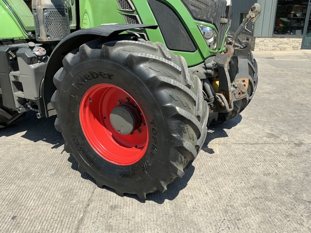 Fendt 720Profi Tractor (ST26620)