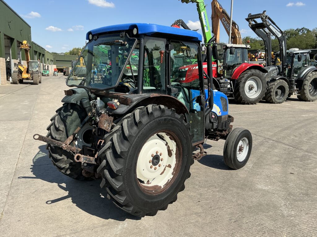 New Holland T4020 Tractor (ST26079)