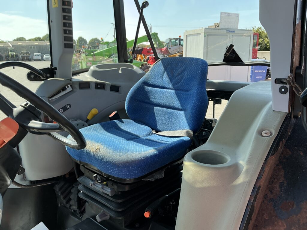 New Holland T4020 Tractor (ST26079)