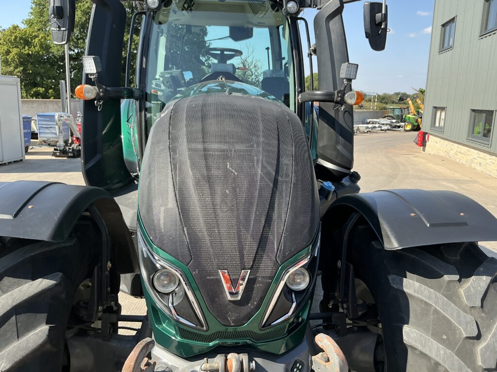 Valtra T254 Versu Tractor (ST26250)