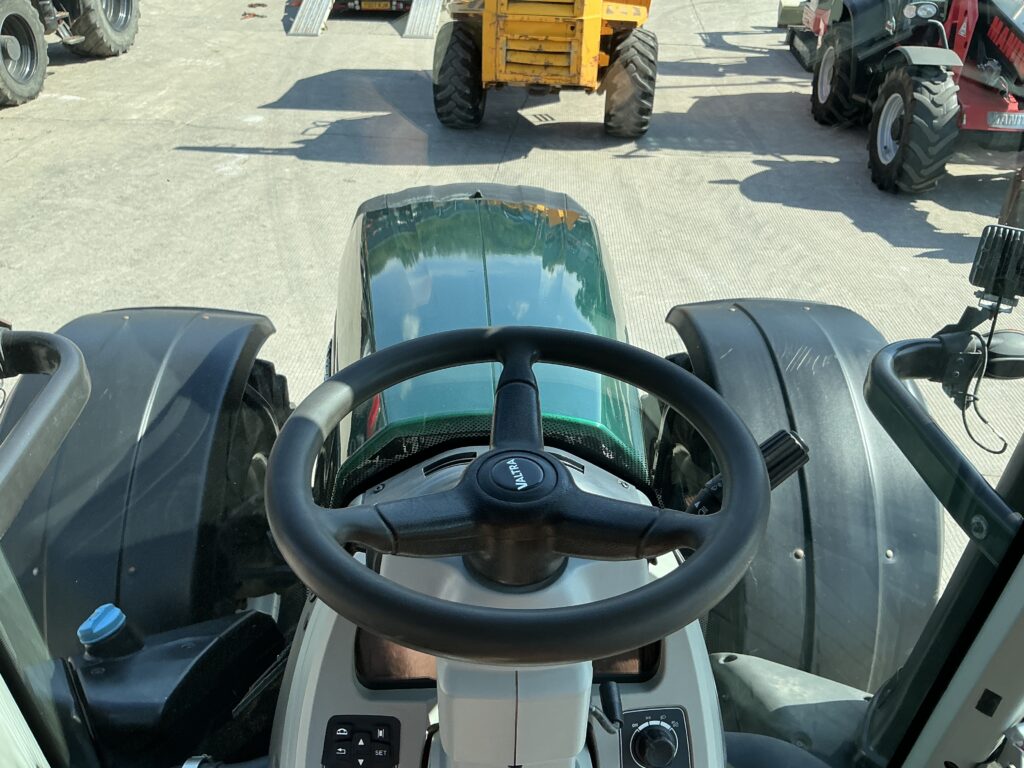 Valtra T254 Versu Tractor (ST26250)