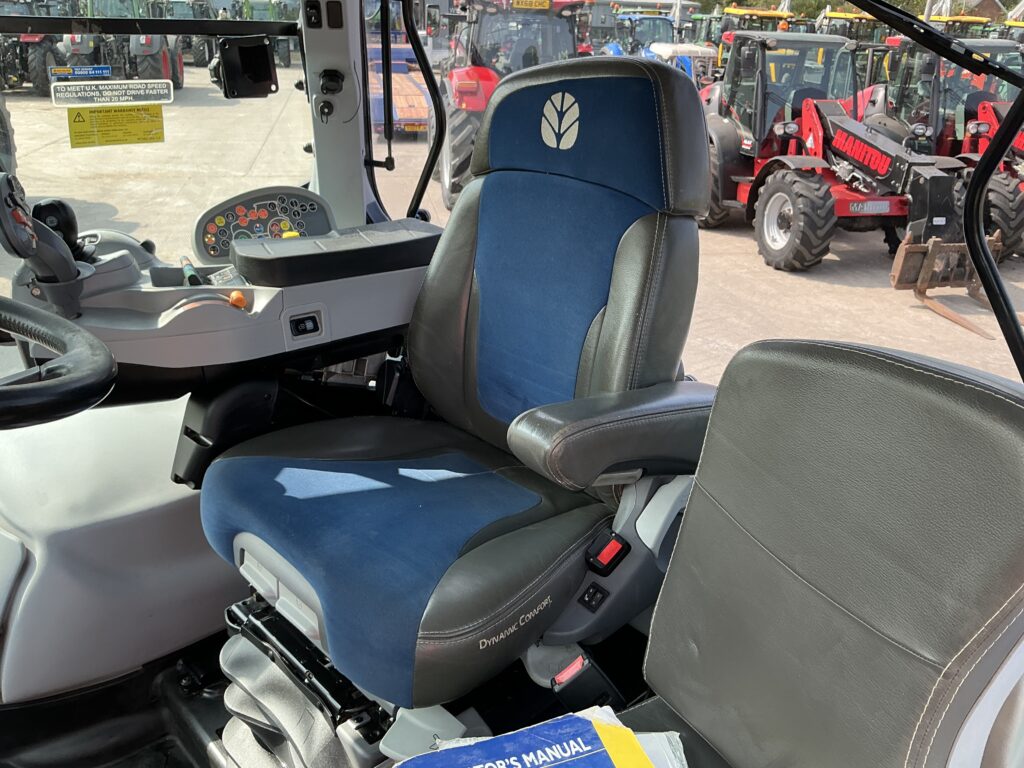 New Holland T7.245 Tractor (ST27151)