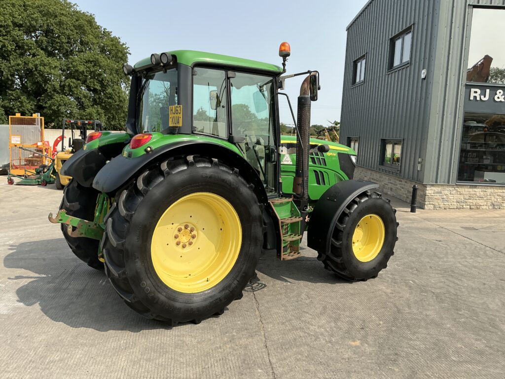 John Deere 6115M Tractor (ST26012)