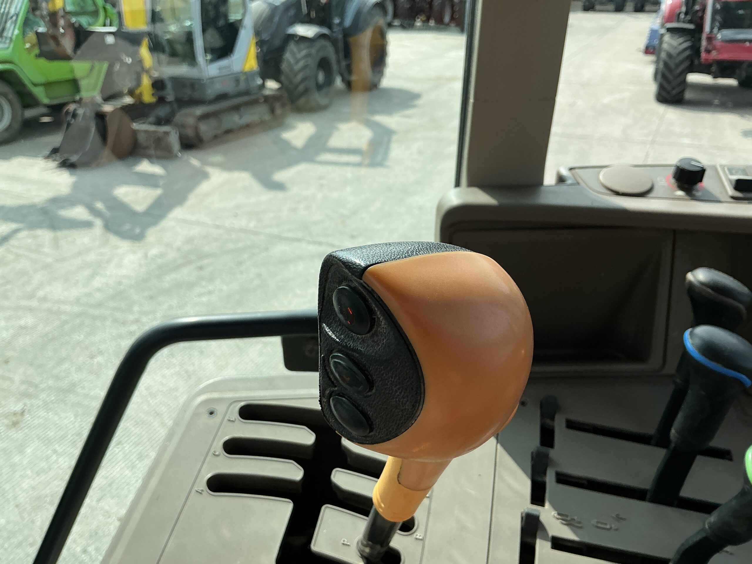 John Deere 6115M Tractor (ST26012)