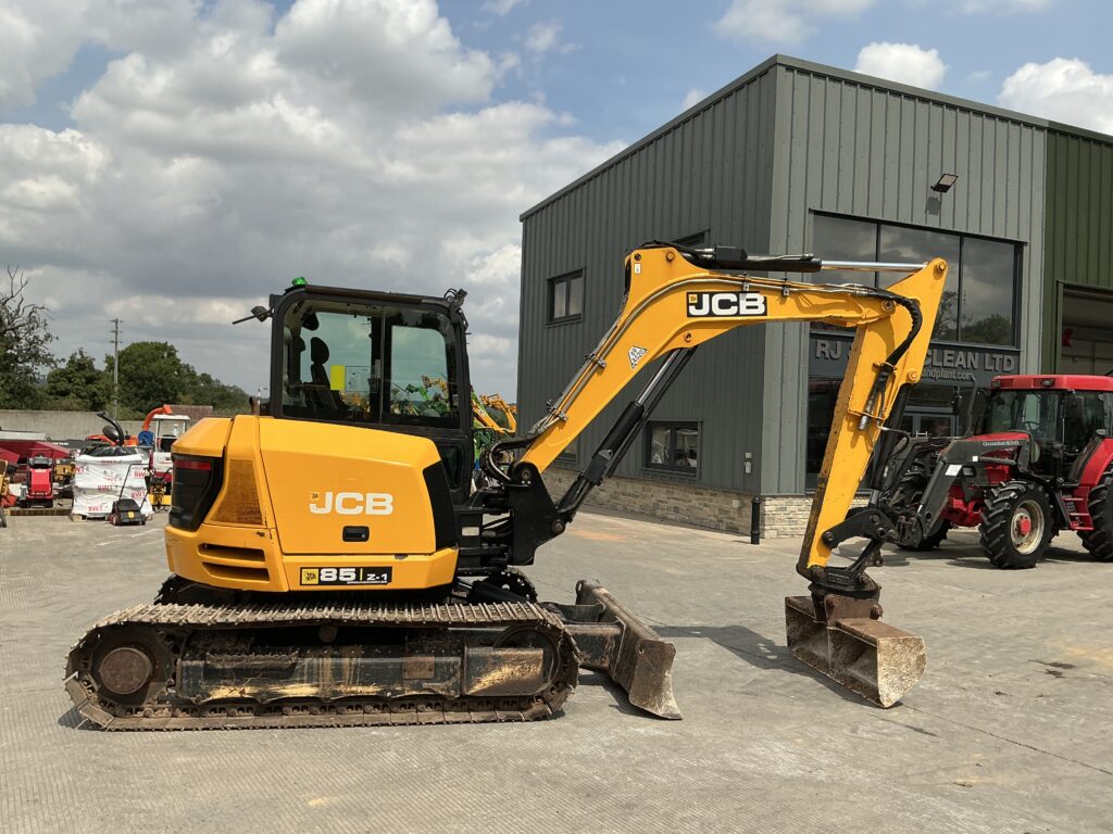 JCB 85Z-1 Ground Worker Digger (ST27016)