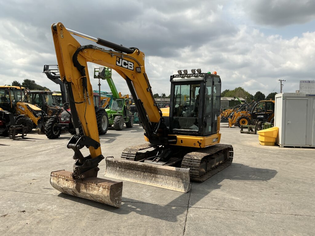 JCB 85Z-1 Ground Worker Digger (ST27016)