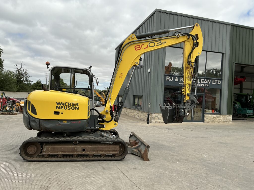 Wacker Neuson 8003-2 Digger (ST27037)