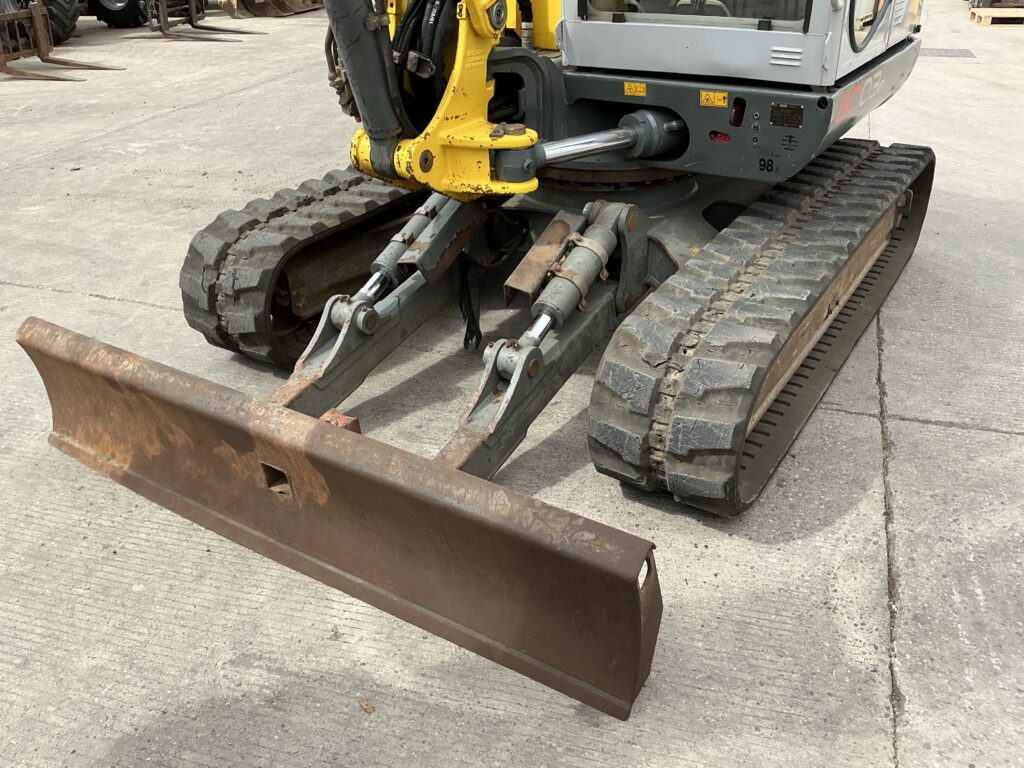 Wacker Neuson 8003-2 Digger (ST27037)
