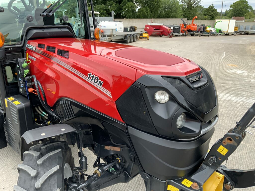 Case Quantum 110N Narrow Tractor (ST26869)