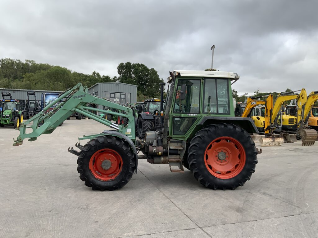 Fendt 395 GT Tool Carrier Tractor (ST25448)
