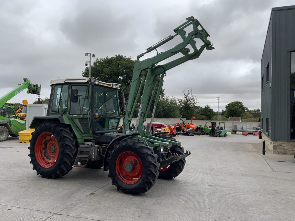 Fendt 395 GT Tool Carrier Tractor (ST25448)