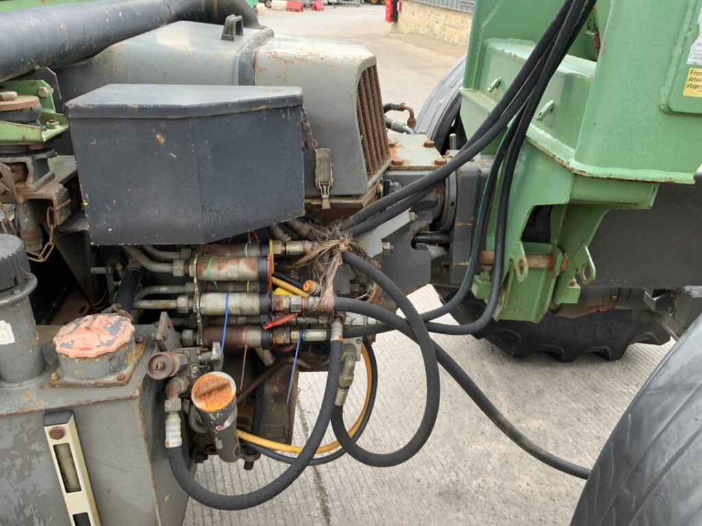 Fendt 395 GT Tool Carrier Tractor (ST25448)