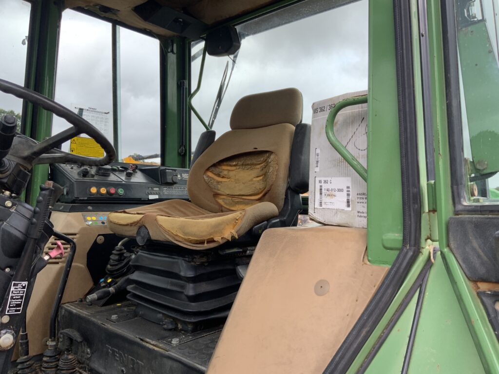 Fendt 395 GT Tool Carrier Tractor (ST25448)