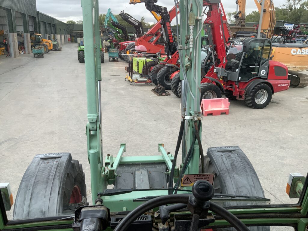 Fendt 395 GT Tool Carrier Tractor (ST25448)