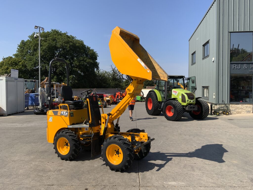 JCB 1 Tonne-2 Hi Tip Dumper (ST27094)