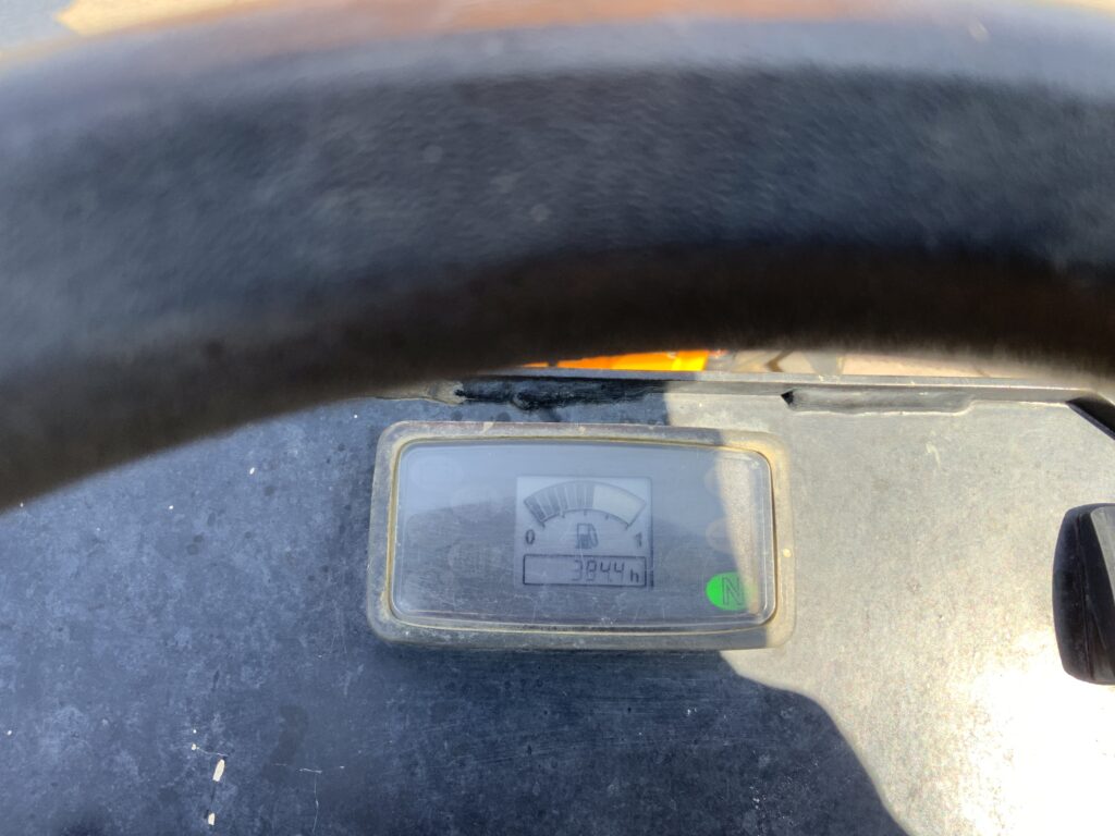 JCB 1 Tonne-2 Hi Tip Dumper (ST27094)
