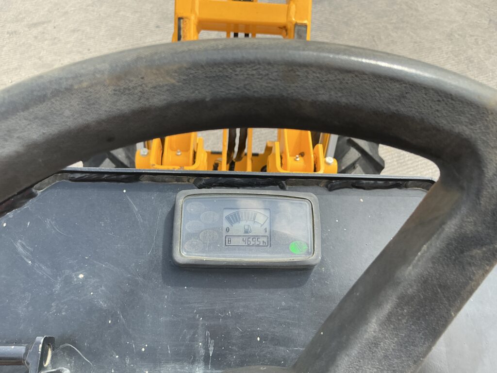 JCB 1 Tonne-2 Hi Tip Dumper (ST27105)