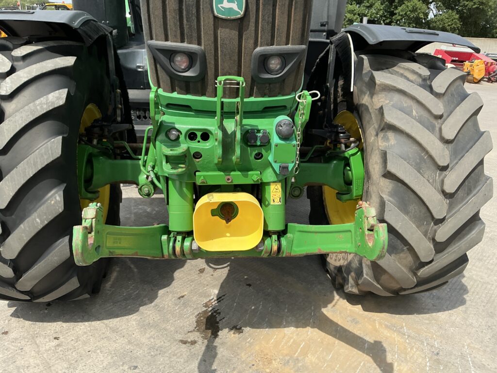 John Deere 6250R Tractor (ST27159)