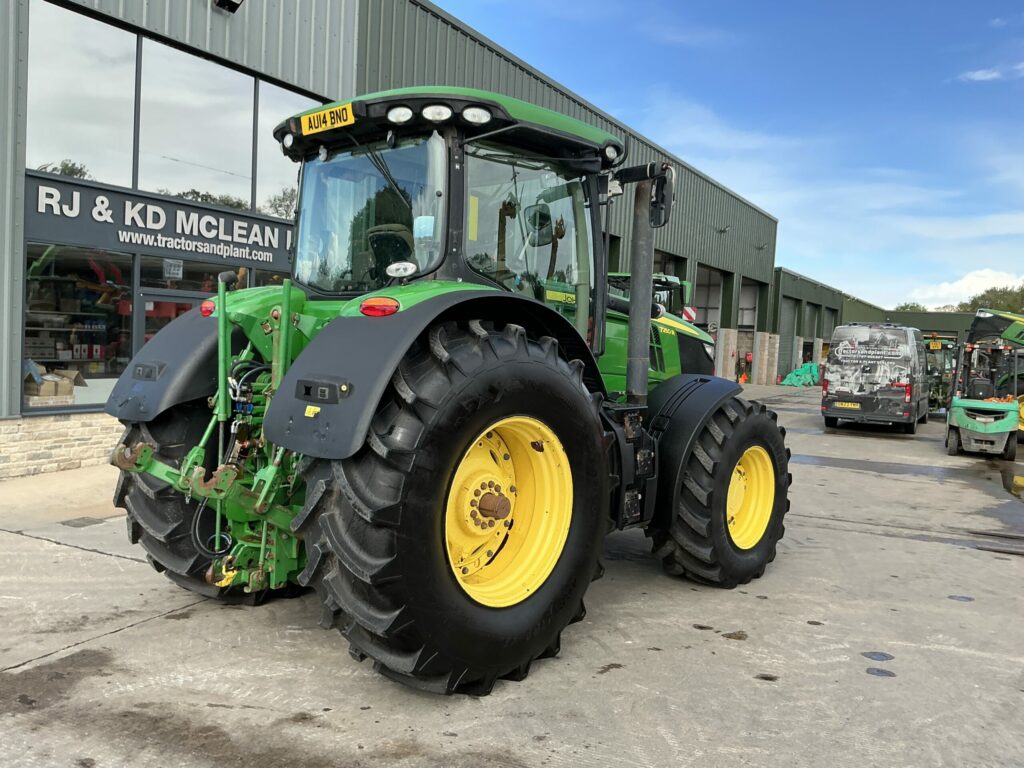 John Deere 7250R Tractor (ST24557)