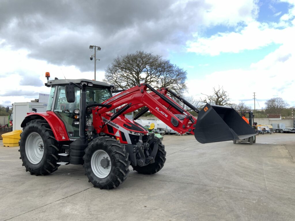 Massey Ferguson 5S.125 Tractor (ST26374)