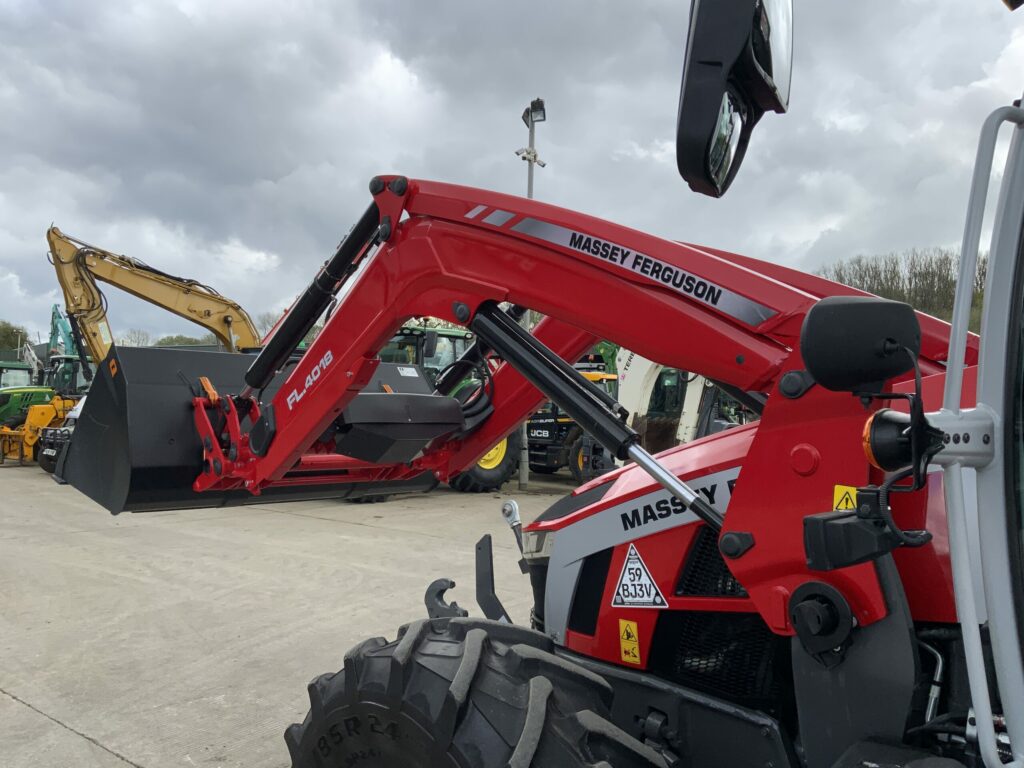 Massey Ferguson 5S.125 Tractor (ST26374)
