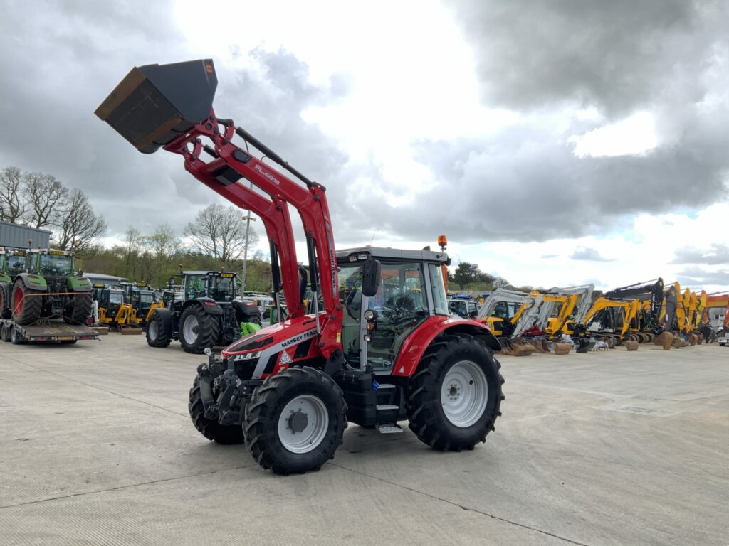 Massey Ferguson 5S.125 Tractor (ST26374)