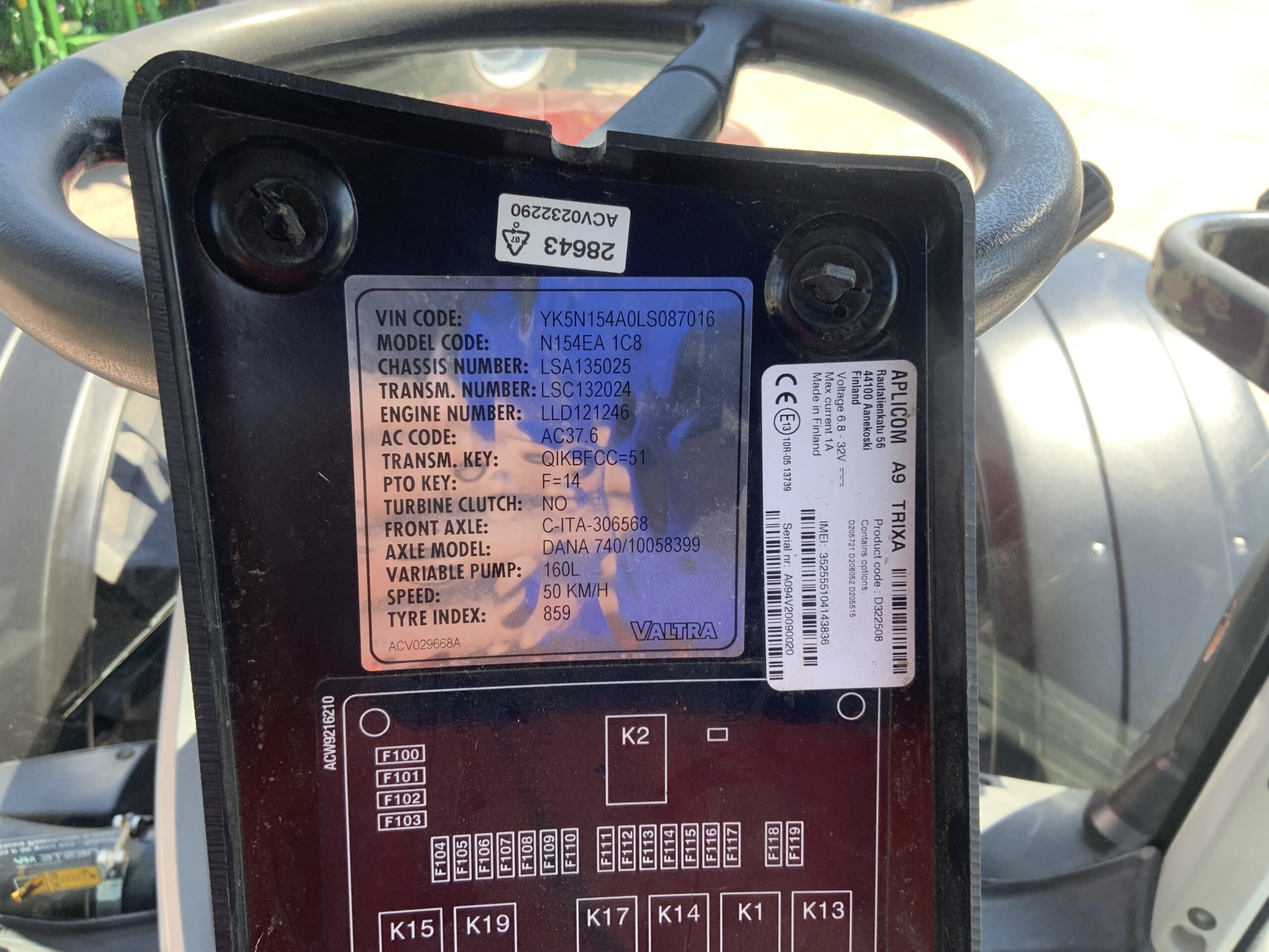 Valtra N154 Active Tractor (ST27062)