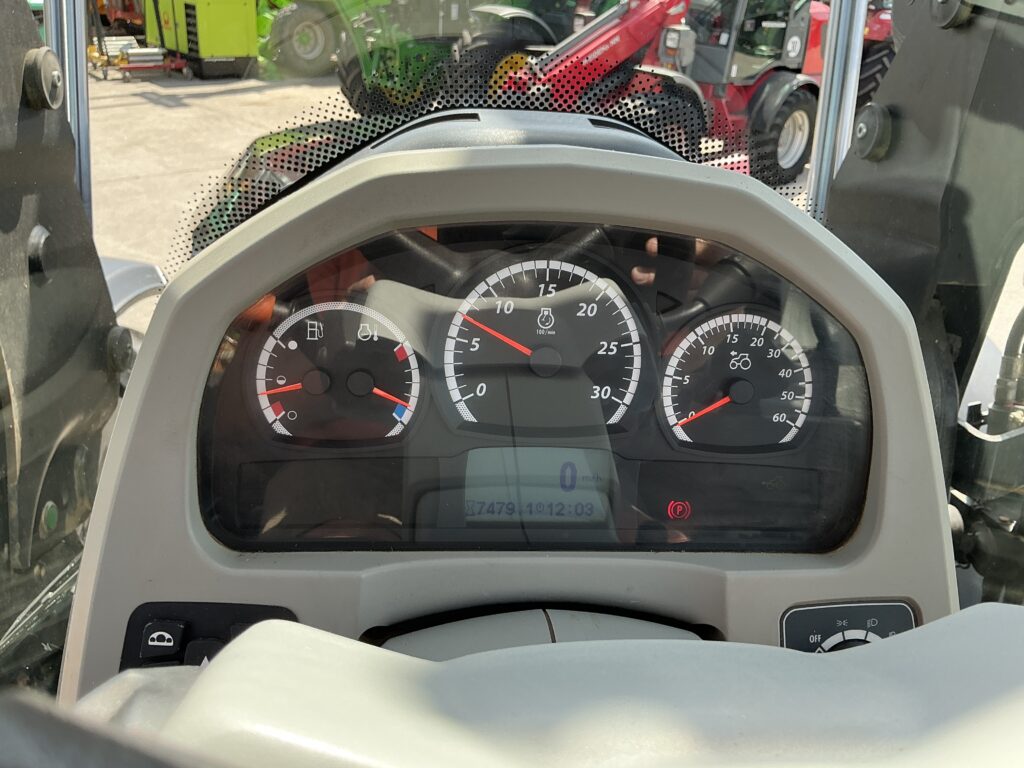 Valtra N174 Unlimited Tractor (ST27280)