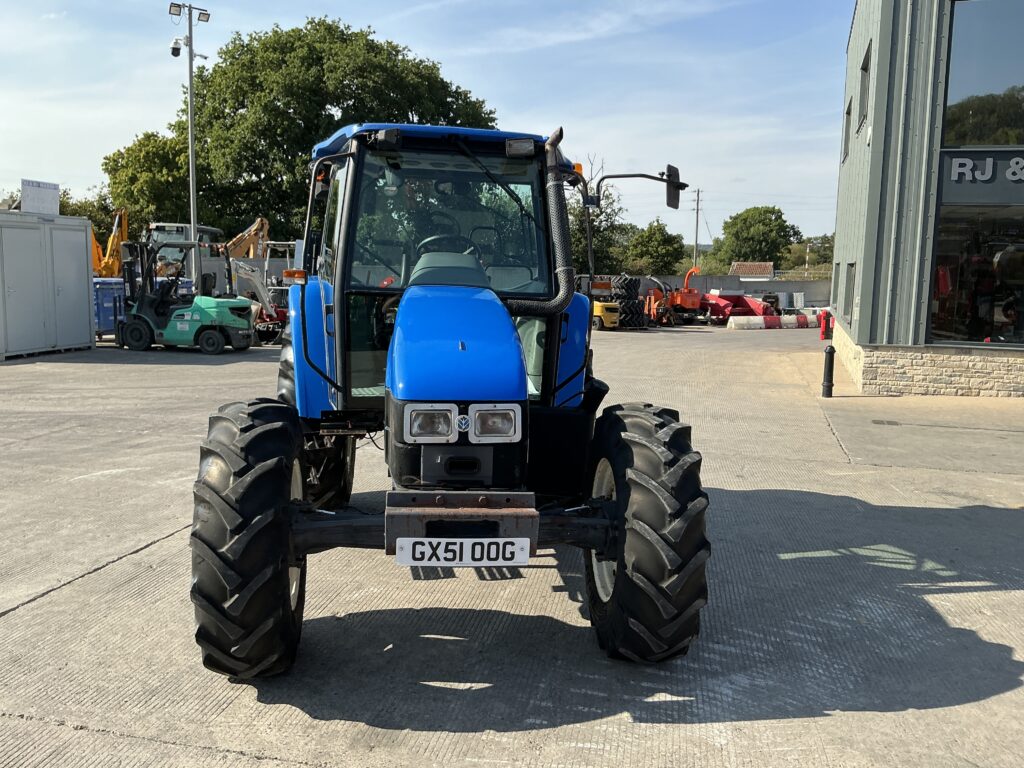 New Holland TN80F Narrow Super Steer Tractor (ST26561)