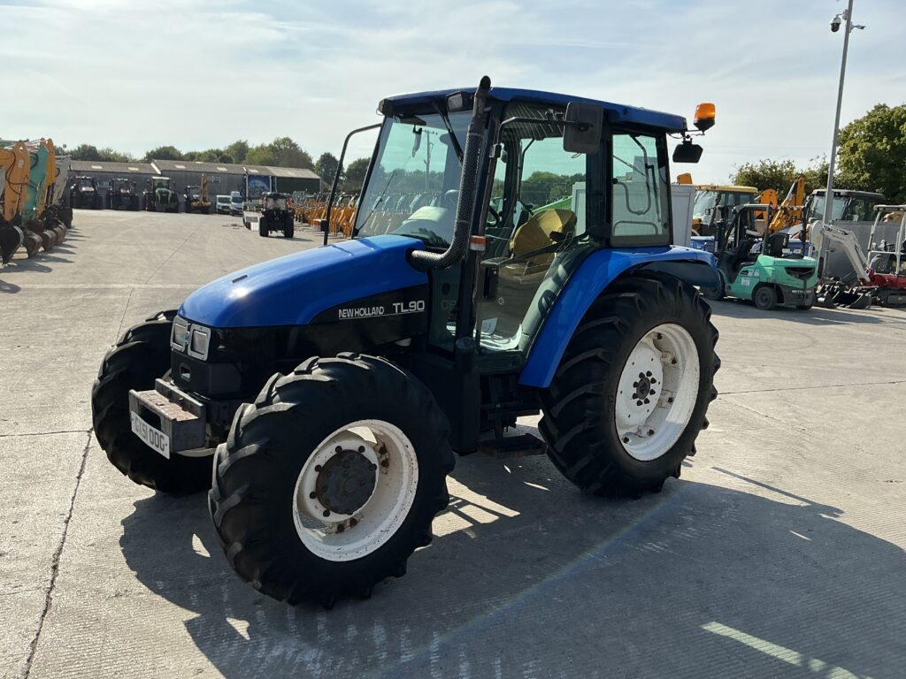 New Holland TN80F Narrow Super Steer Tractor (ST26561)