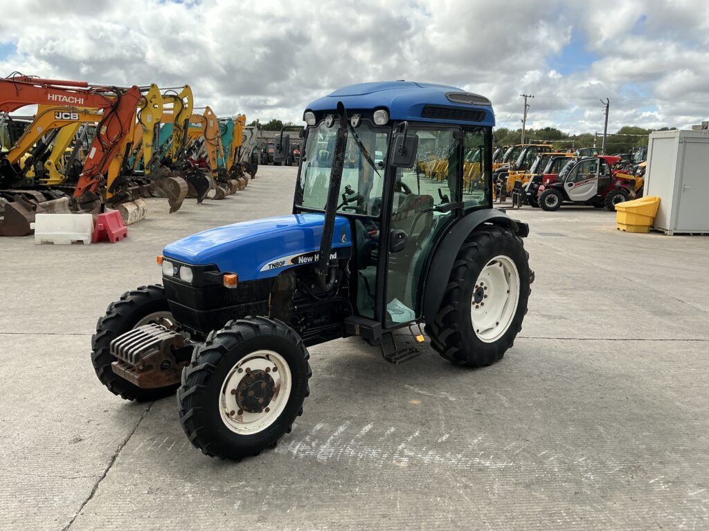 New Holland TN80F Narrow Super Steer Tractor (ST26561)