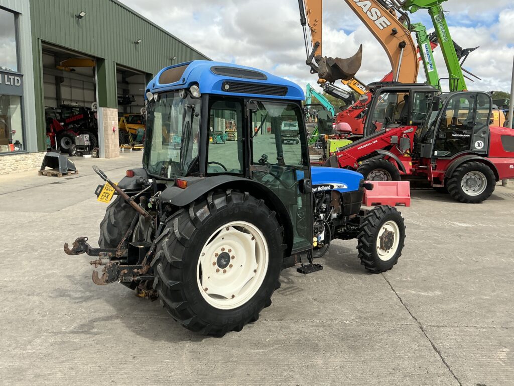 New Holland TN80F Narrow Super Steer Tractor (ST26561)