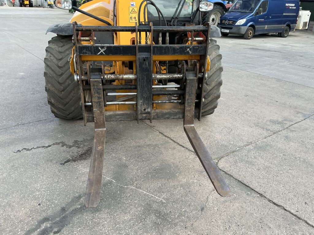 JCB Hyd Fork Positioners