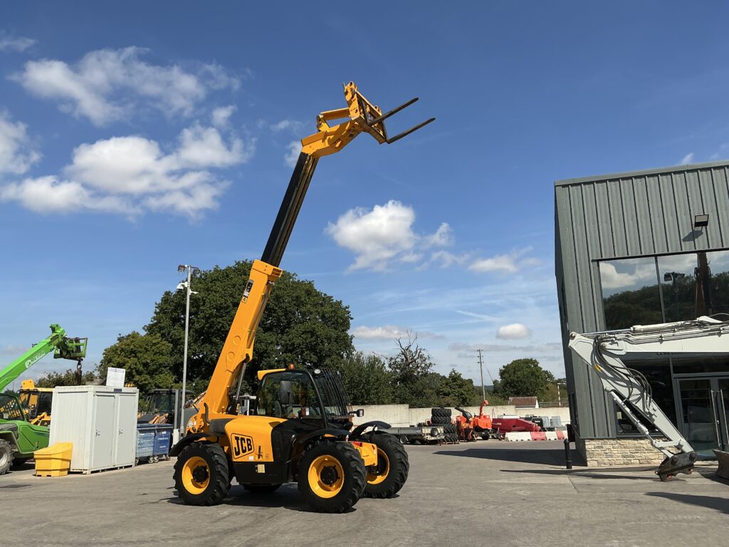 JCB 541-70 Telehandler (ST25933)