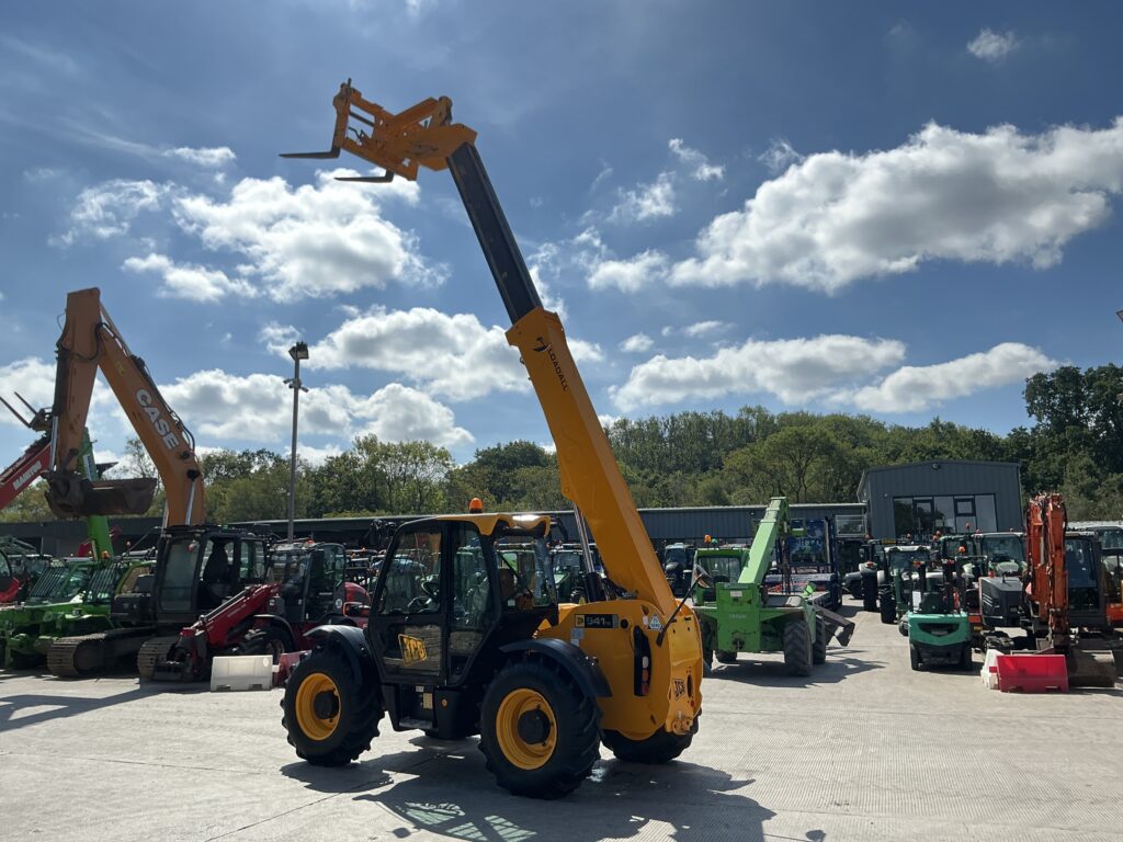 JCB 541-70 Telehandler (ST25933)